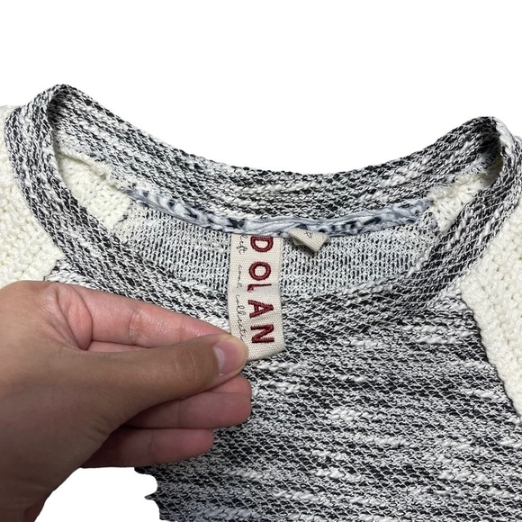 Anthropologie Gray and Ivory Dolan Knit Bell Sleeve Sweater XS - Picture 4 of 9